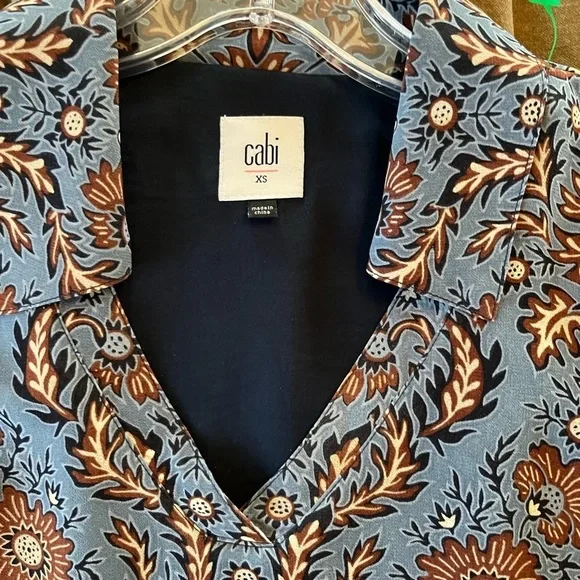 𝅺Like new CAbi dress - Picture 2 of 5